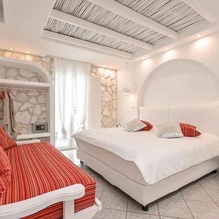 Naxos Evilion Luxury Apartments & Suites Naxos City Eksteriør billede