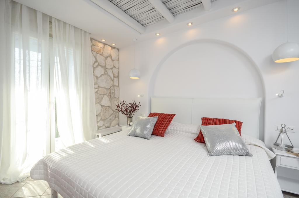 Naxos Evilion Luxury Apartments & Suites Naxos City Værelse billede